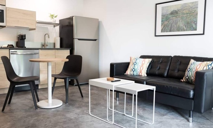 Norfolk Apartamento | The Rosalie Suite 1, Steps from Norfolk's Hospitals