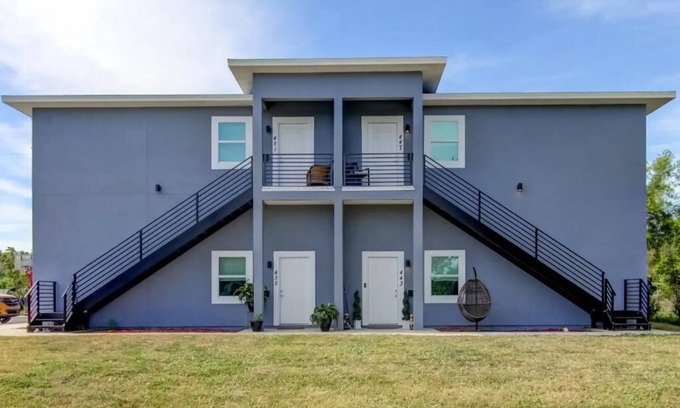 Memphis Casa | The Rosezena Experience.