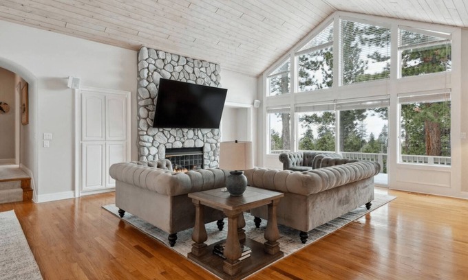 Kings Beach Casa | The Royal Canterbury Retreat - Lake Tahoe by RedAwning