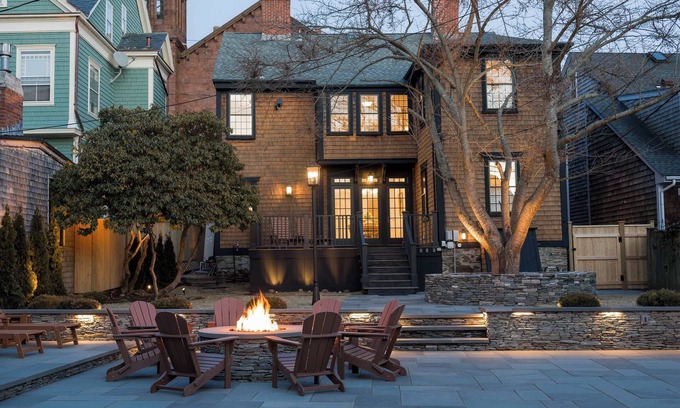 Historic Hill Casa | The Royce on Spring - High-End Family Getaway in Newport