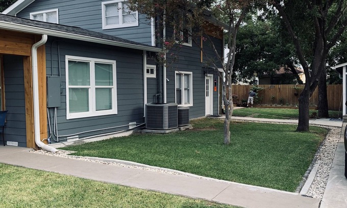 Eastside Promise Neighborhood Casa | The Rudolph Haus A Downtown Country Style Oasis.