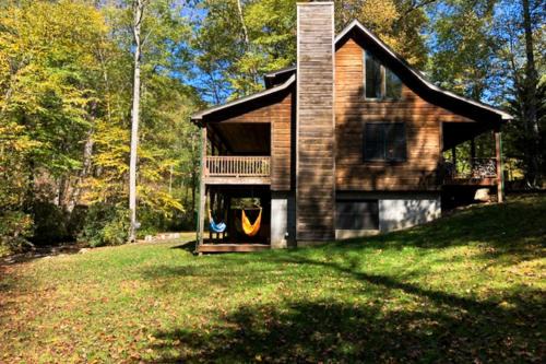 Kyle Casa | The Rushing Creek Cabin