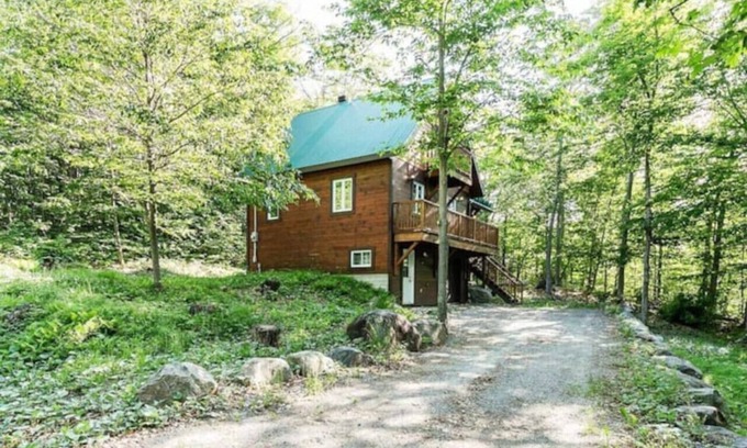 Les Pays-d'en-Haut Regional County Municipality Cabina | The Rustic - Nature retreat with Private SPA