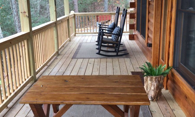 Hidden Lake Cabina | The Rusty Goat--Year-round Mountain View, King-sized bed, highspeed internet!