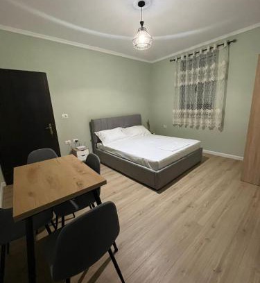 Pogradec Apartamento | The Sage House, Apt