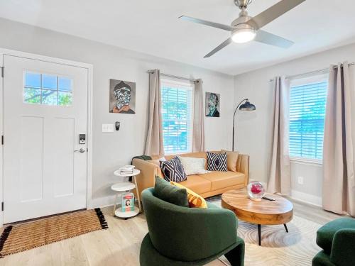 North Charleston Casa | The Saint Murray perfect 2 bedroom minutes to everything