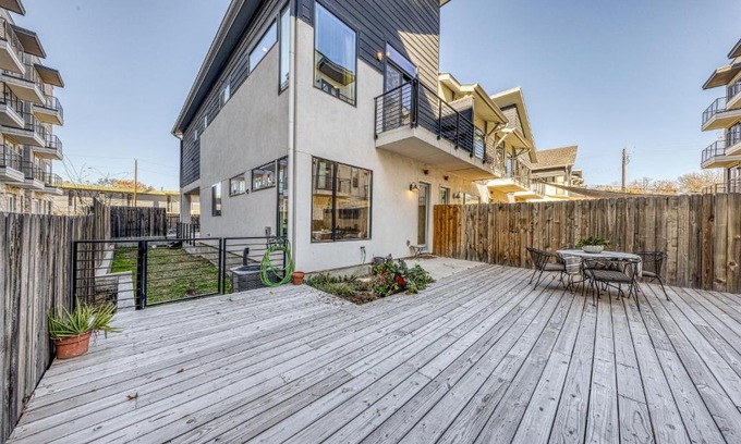Highland Apartamento | The Saint on St Johns