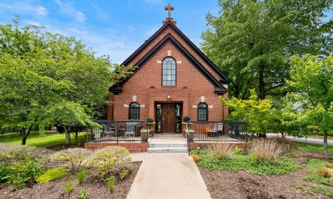 Fayetteville Apartamento | The Saint