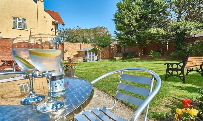 Churchtown Hotel | The Salfordian Hotel