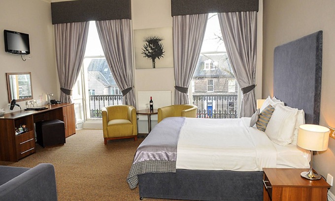 Newington Hotel | The Salisbury Hotel