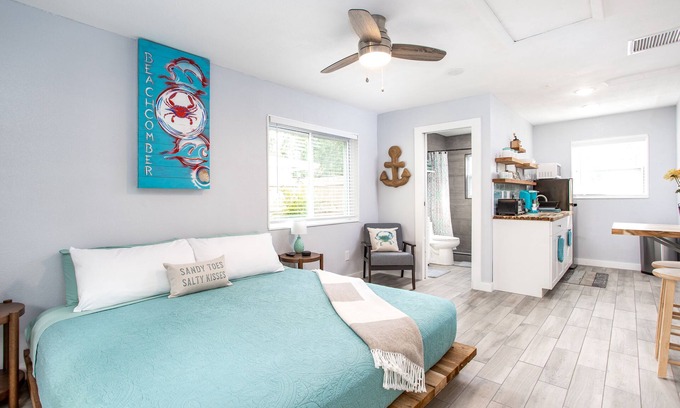 Lakewood Estates Apartamento | The Salty Crab Studio