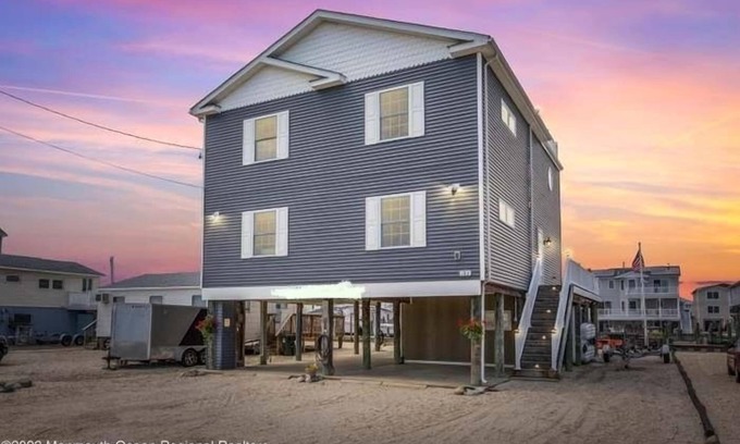 Tuckerton Beach Casa | The Salty Dog at Tuckerton Beach