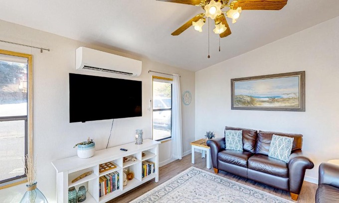 Brookings Casa | The Sand Dollar House
