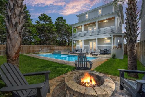 Frangista Beach Casa | The Sand Emperor With Jetted Pool And Game Room