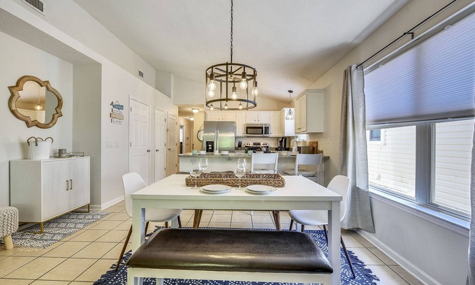 Panama City Beach Casa | The Sandbox by Book That Condo