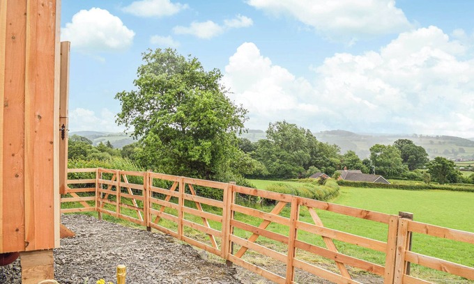 Caersws Cabaña | The Sawyers Hut-UK39775