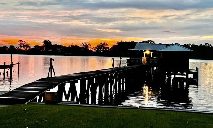 Lakeland Casa | The Schexy Shack | Simple & Spacious Camp at FR