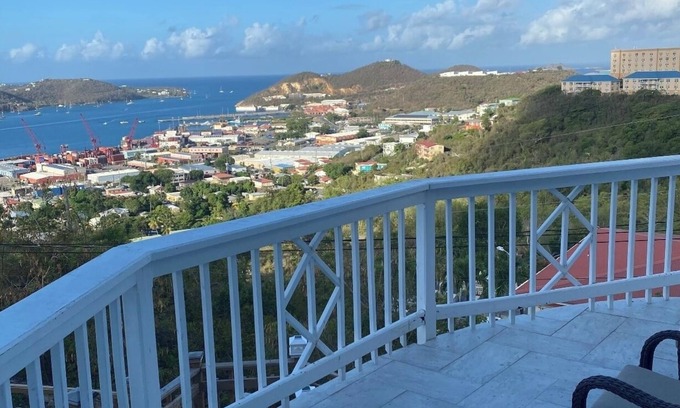 Estate Lower John Dunko Apartamento | The Sea Side View @ Serenity Estate