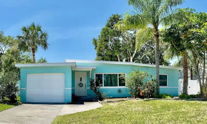 Redington Beach Cabaña | The Seaside Getaway a Retro Coastal Cottage.