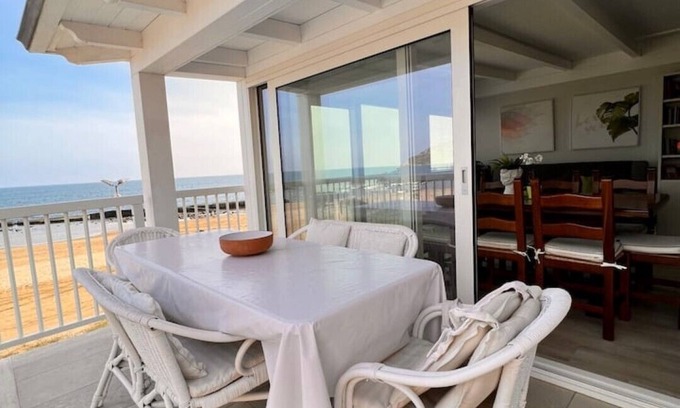 Marina di Palma Apartamento | The Seaside Sunrise. 1 minute walk to the beach. AC