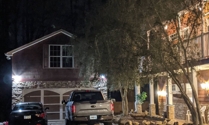 Covington Apartamento | El espacio de vida de estudio aislado de Ford's Ranch