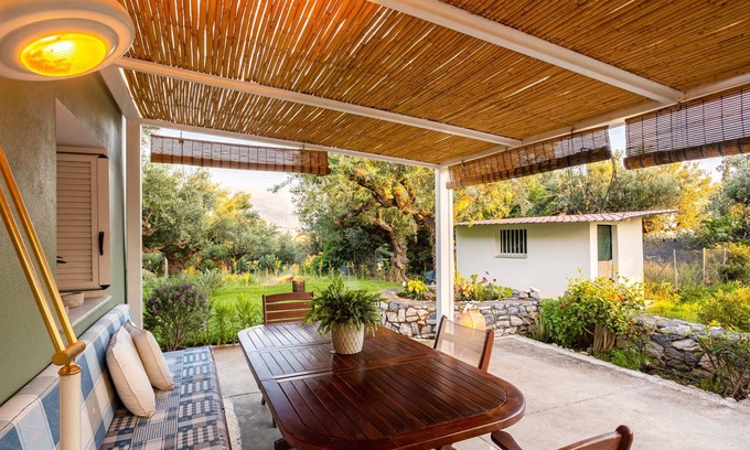 Katsaraiika Casa | The Secret Garden, A Charming Home in Kalamata