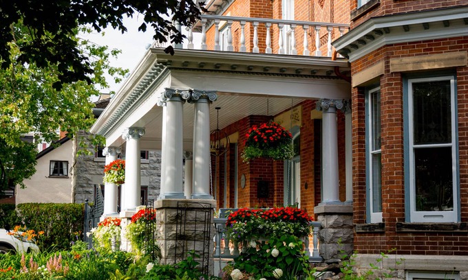 Kingston Cama Y Desayuno | The Secret Garden B&B Inn