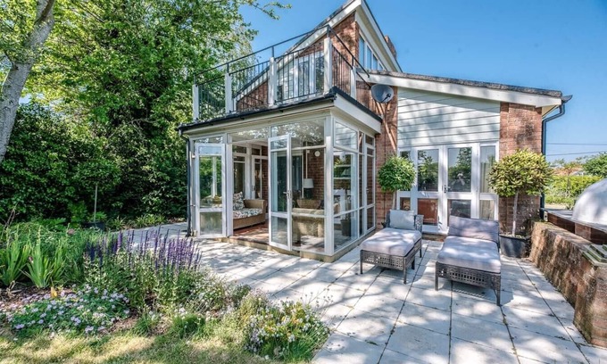 Waldringfield Casa | The Shealing, Waldringfield (Air Manage Suffolk)