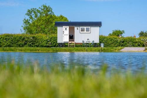 Martlesham Heath Casa | The Shepherds Hut at Anvil House