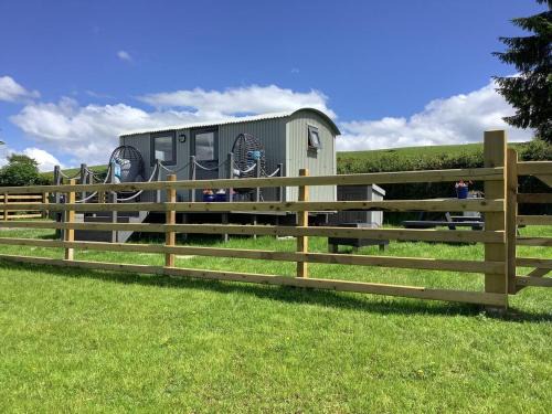 Corwen Casa | The Shepherds Hut at Hafoty Boeth
