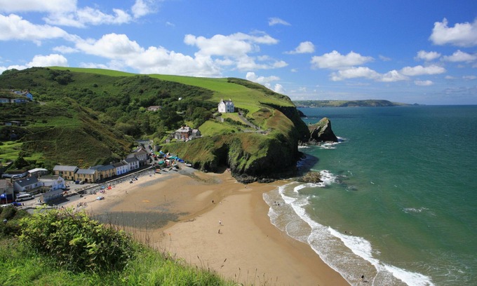 Tan-y-groes Cabina | The Shepherds Hut Glyncoch, Llangrannog