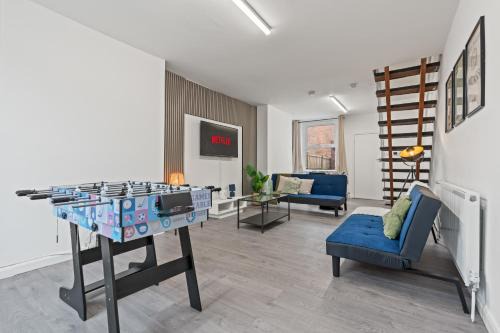 Sneinton Casa | The Sheriff's Den