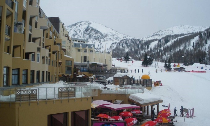 Saint-Sauveur-sur-Tinee Apartamento | El choque de Tandem: Nieve y sol