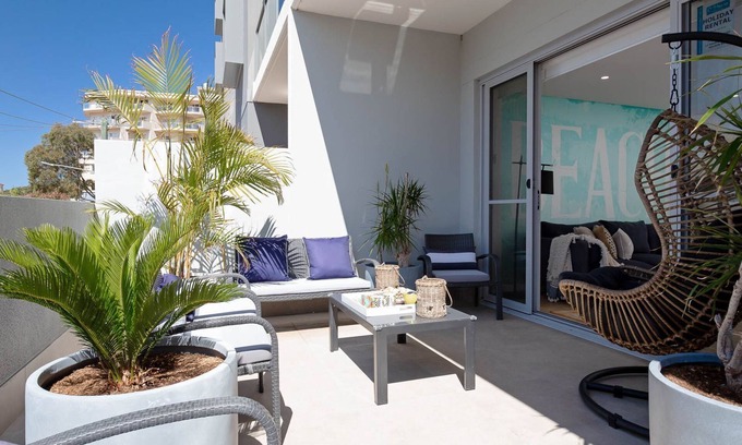 Shoal Bay Apartamento | 104 'The Shoal' 6-8 Bullecourt Street - ropa de cama incluida y menos de 200 m hasta la playa