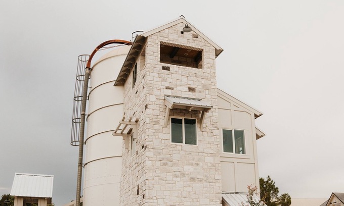 Washington Cabaña | The Silo Inn near Zion, Snow Canyon and Bryce Canyon! honeymoon getaway. 2023