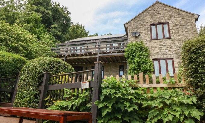 Bridport Casa | The Skilling