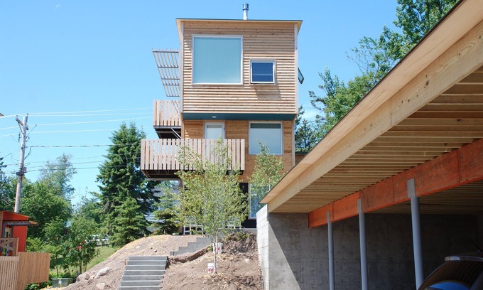Grand Marais Casa | El SkyHouse. Un impresionante nuevo orgánico contemporáneo construido con vistas al puerto