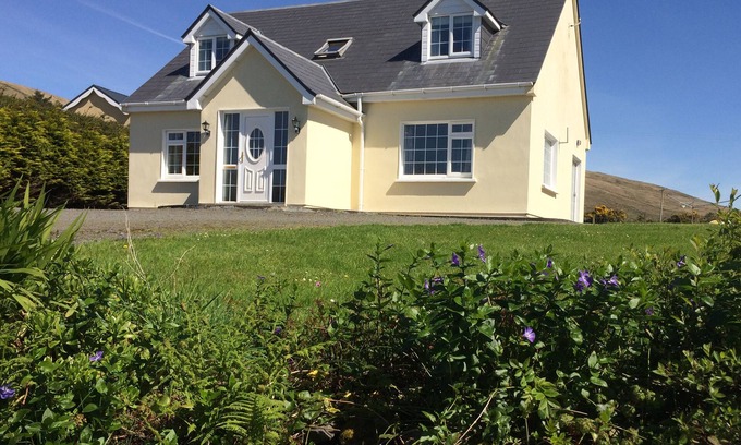 Cahirciveen Cabaña | THE SLATE HOUSE, family friendly in Cahersiveen, County Kerry