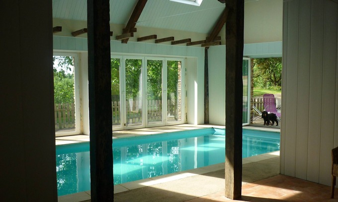 Fromentieres Cabaña | La pequeña Coulonge, casa de campo XVIII con piscina cubierta privada