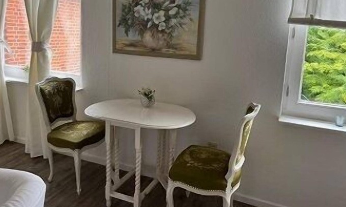 Hamburg-Barmbek Apartamento | The small furnished apartment is approx. 23 m2 and is located in our apartment house Kunaustraße.