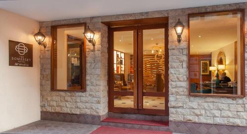 Male Hotel | The Somerset Hotel