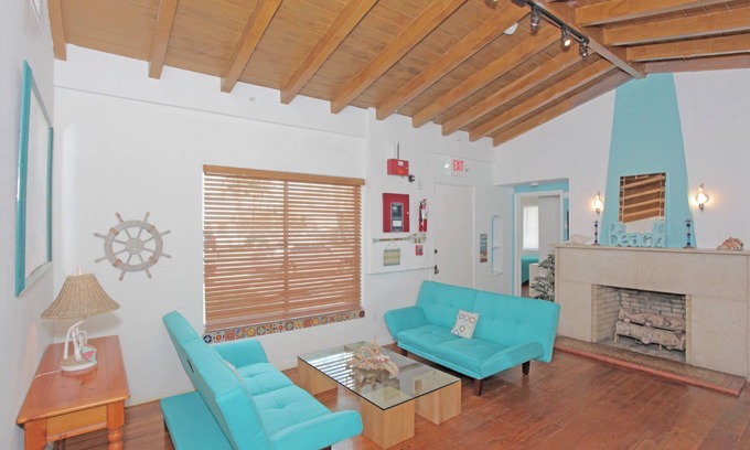 West Avenue Villa | The South Beach Party House