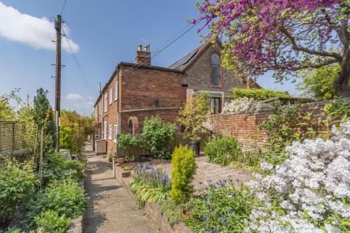 Moreton Casa | The Southend Cottage