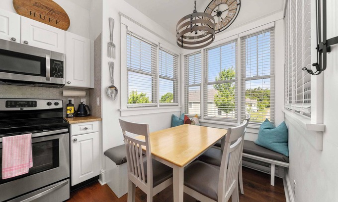 Cherry Valley Casa | The Sparrow - 32 Meadowview