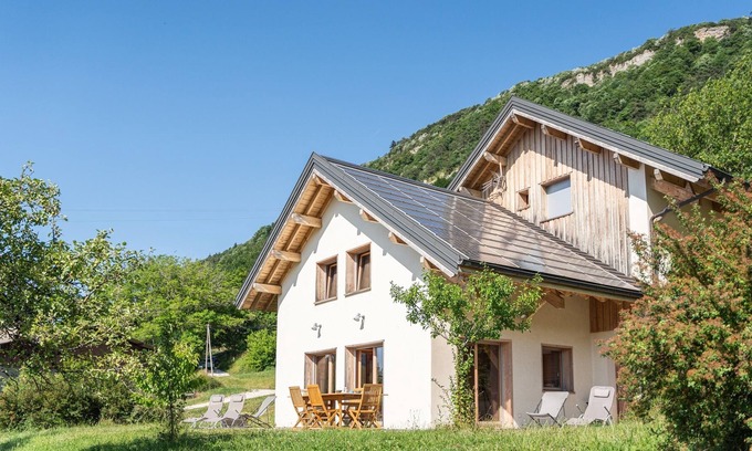 Montagnole Chalet De Esquí | Vrbo Property