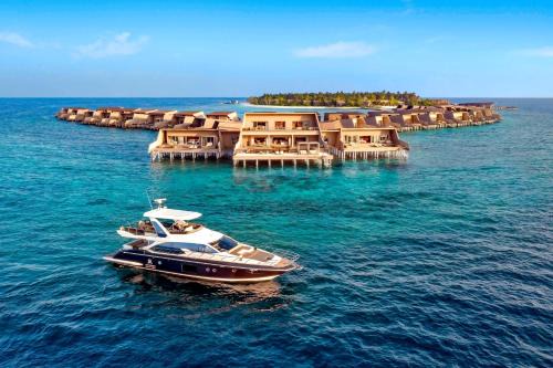 Vommuli Complejo | The St. Regis Maldives Vommuli Resort
