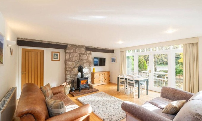 Aboyne Casa | The Stables Cottage, Aboyne, Royal Deeside