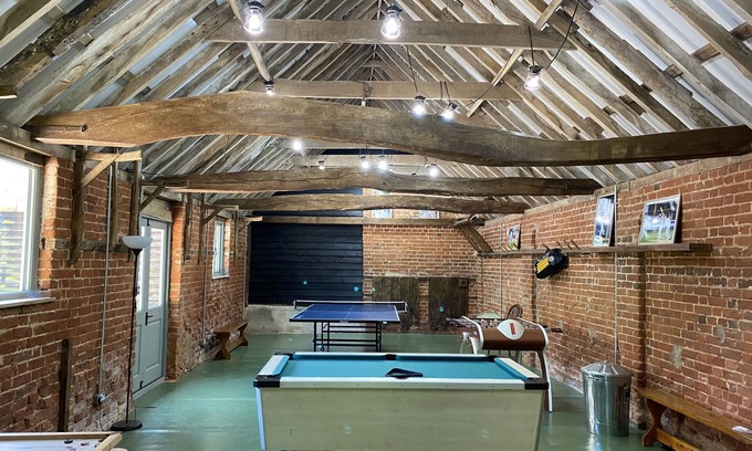 Colchester Cabaña | The Stables