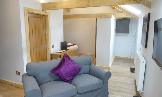Arden Apartamento | The Stables Upper Cottage 7 (Auchendennan) - sleeps 2 guests in 0 bedrooms