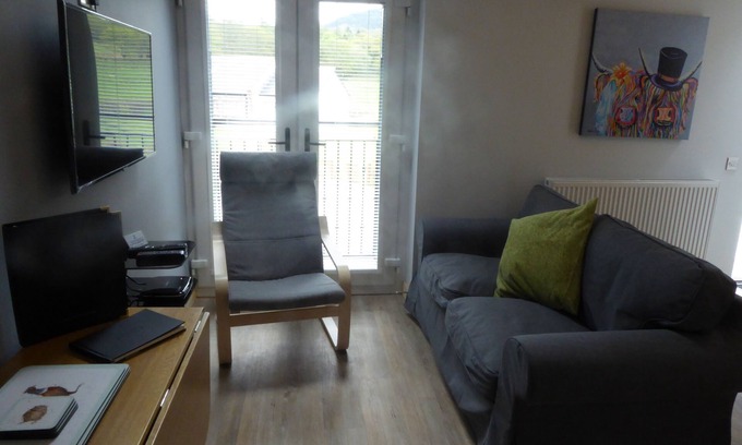 Arden Apartamento | The Stables Upper Cottage 9 (Auchendennan) - sleeps 2 guests in 0 bedrooms